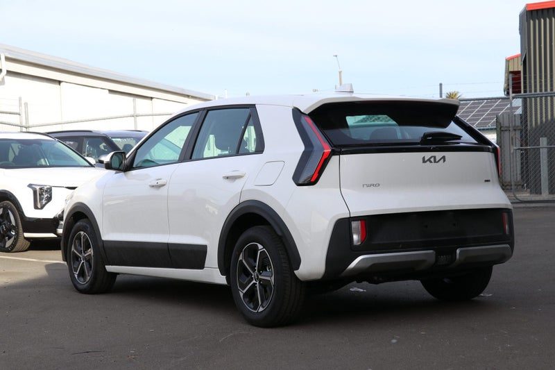 2026 Kia Niro Light 1.6PH/6AM, photo 2