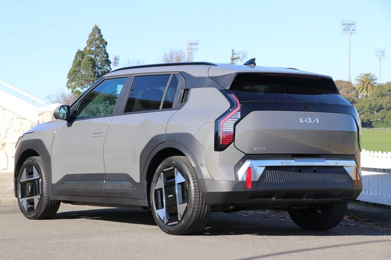 2026 Kia EV3 EARTH LR 2WD 81.4KWH, photo 2