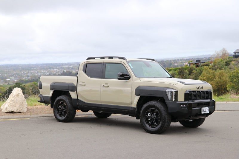 2026 Kia Tasman X-Line 4WD Wellside, photo 3