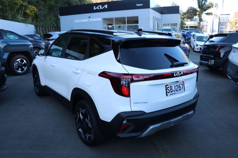 2026 Kia Seltos LX+ 2.0L DOHC IVT, photo 2