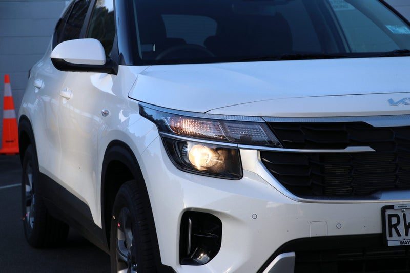 2026 Kia Seltos LX 2.0L DOHC IVT, photo 2