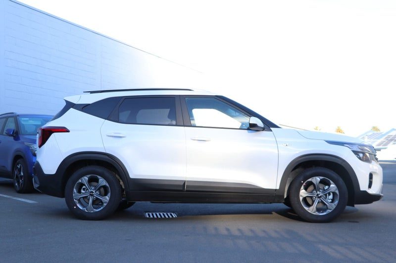 2026 Kia Seltos LX 2.0L DOHC IVT, photo 3