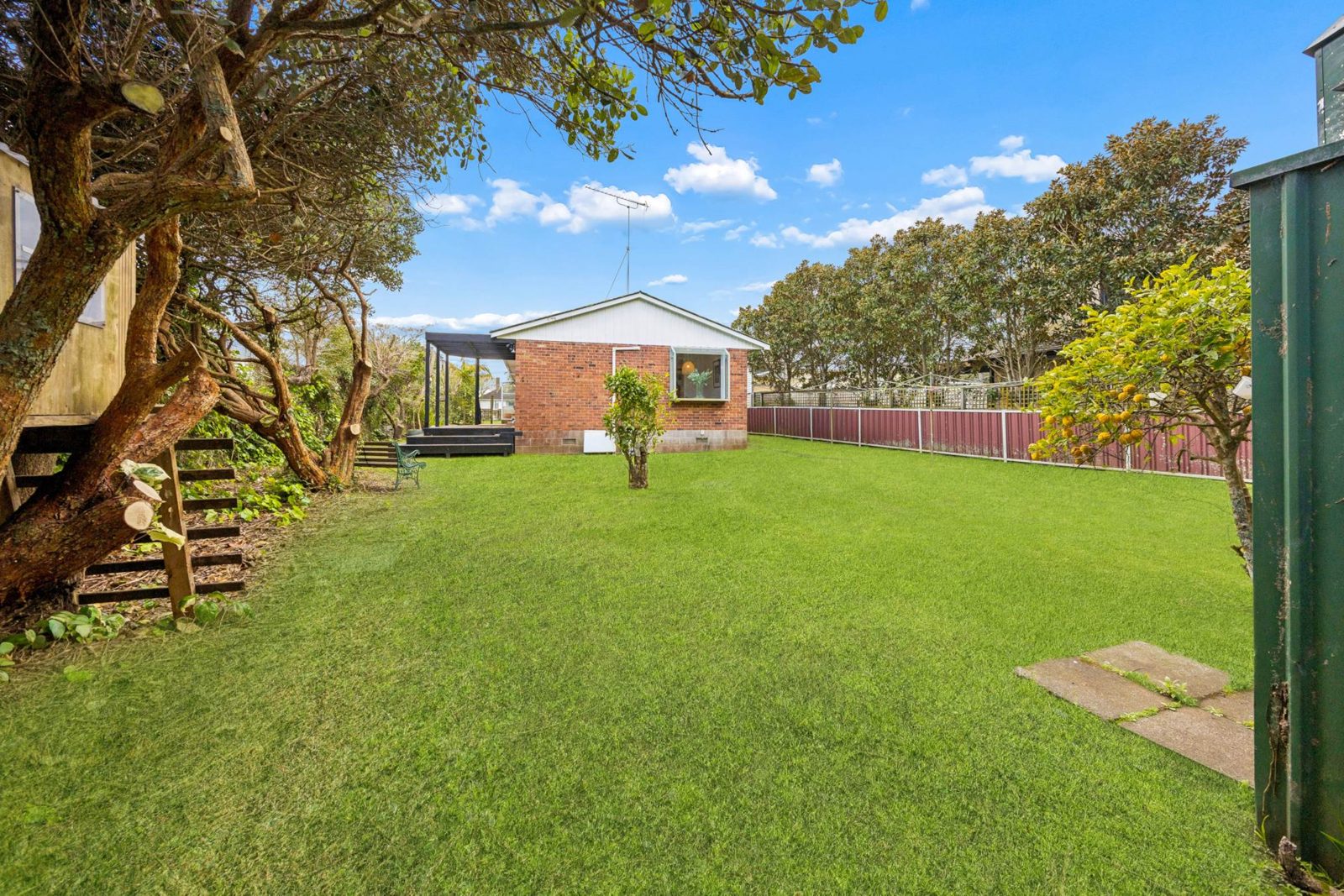 2/81A Kings Road, Panmure, photo 6