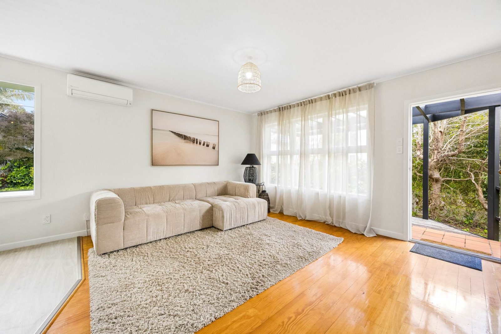 2/81A Kings Road, Panmure, photo 10