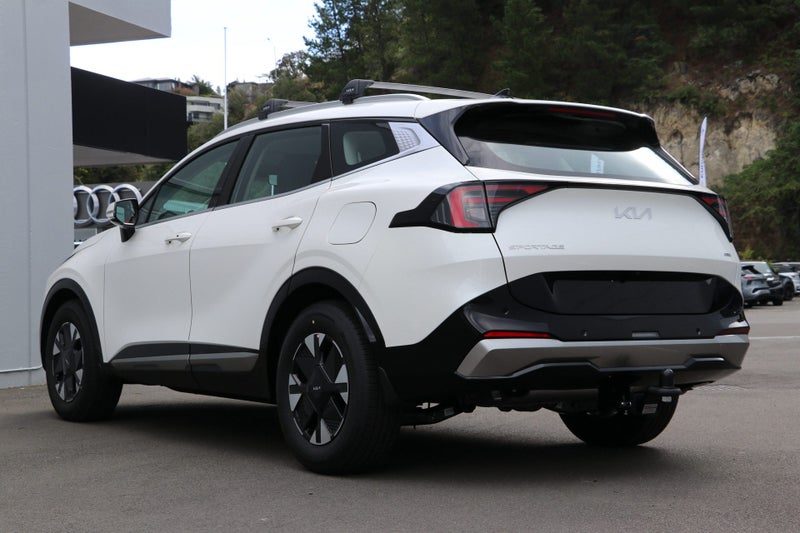 2026 Kia Sportage Light HEV AWD, photo 2