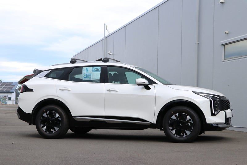 2026 Kia Sportage Light HEV AWD, photo 3