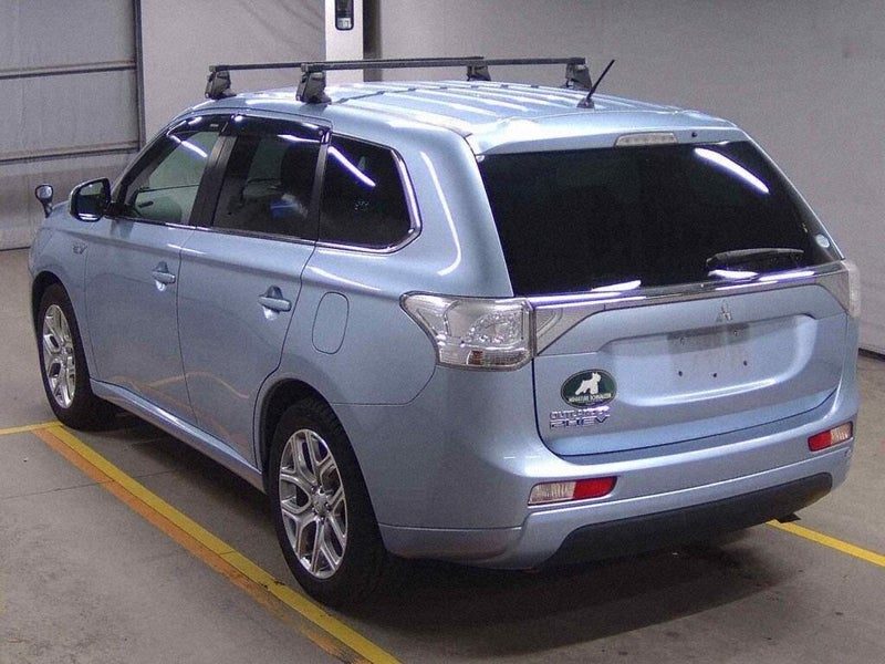 2013 Mitsubishi Outlander G, photo 2