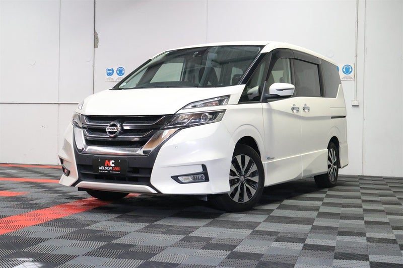 2016 Nissan Serena Highway Star, photo 2