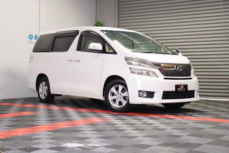 2012 Toyota Vellfire 2.4X- 8 Seats