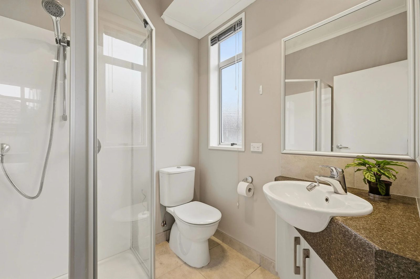 55 Coachman Drive, Flat Bush, photo 14