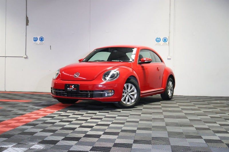 2015 Volkswagen Beetle, photo 2