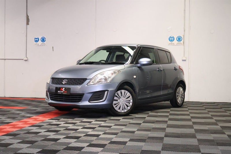 2015 Suzuki Swift, photo 2