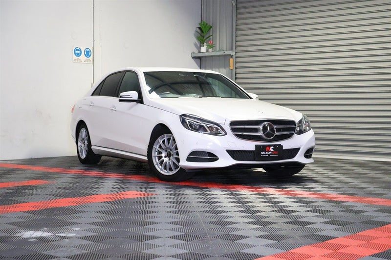 2016 Mercedes-Benz E 300 AVANTGARDE