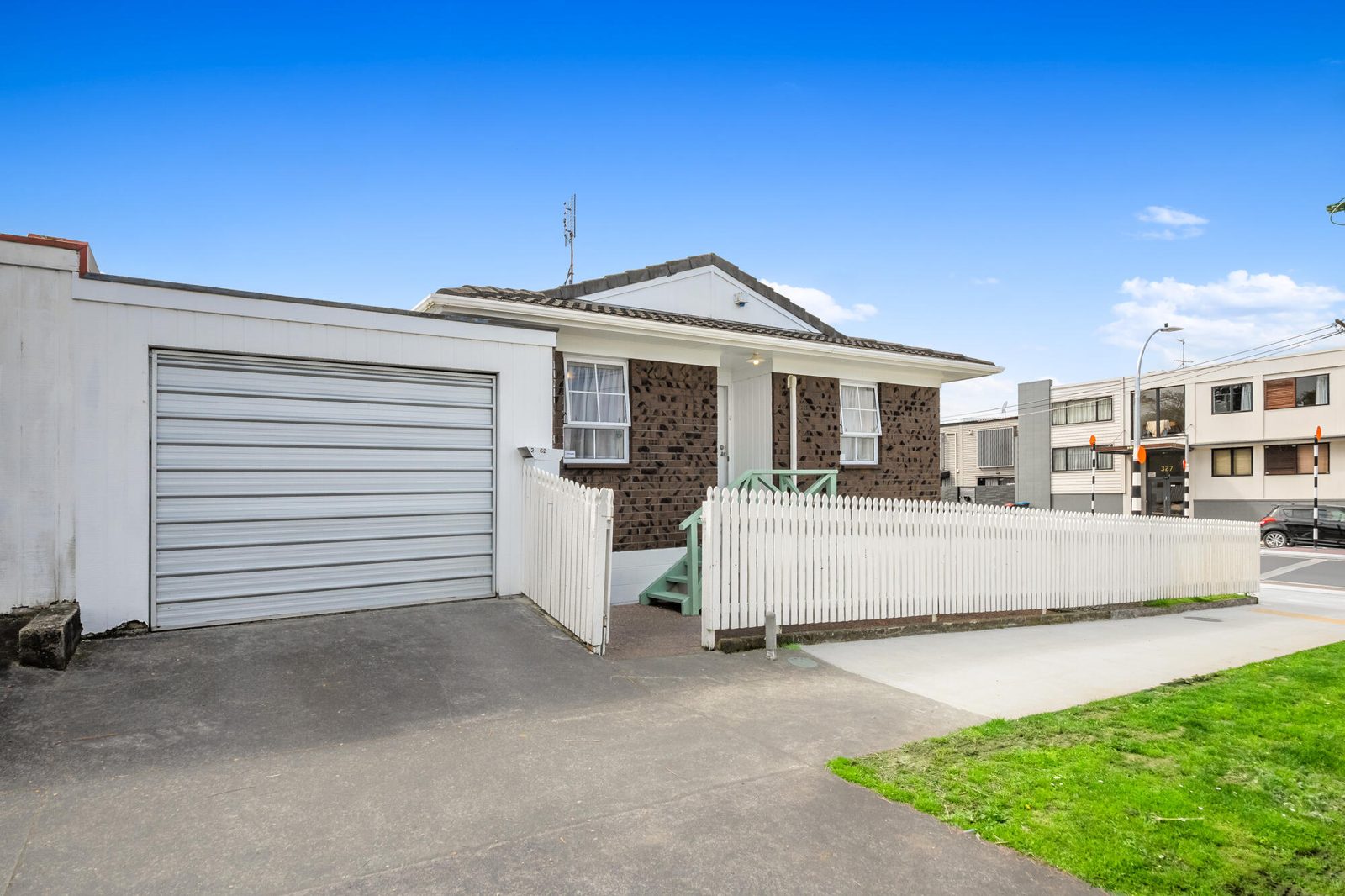 2/62 Grey Street, Onehunga, photo 2