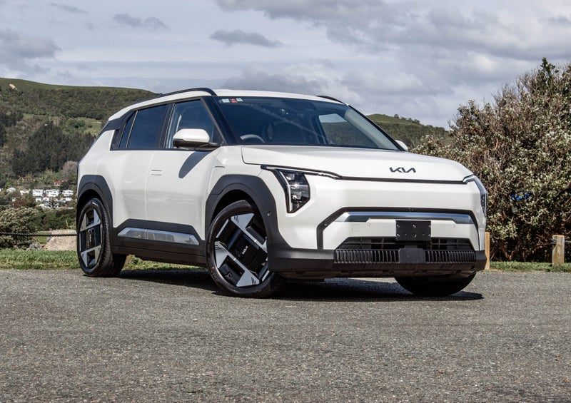 2026 Kia EV3 Earth LR 2WD