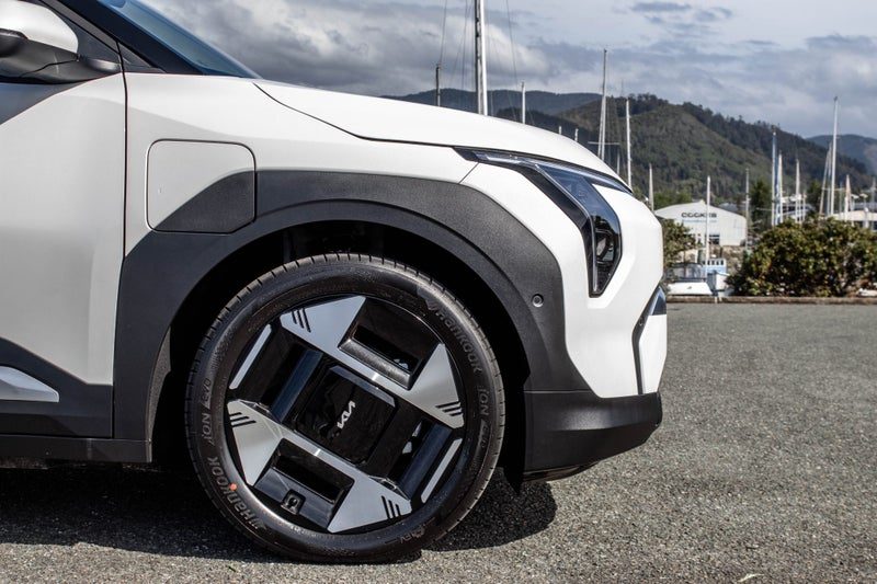 2026 Kia EV3 Earth LR 2WD, photo 2