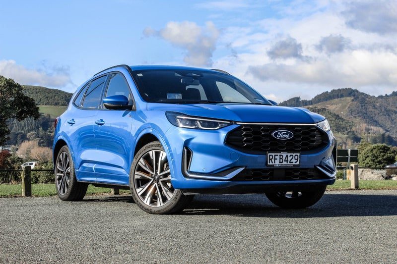 2025 Ford Escape ST-Line X AWD HEV