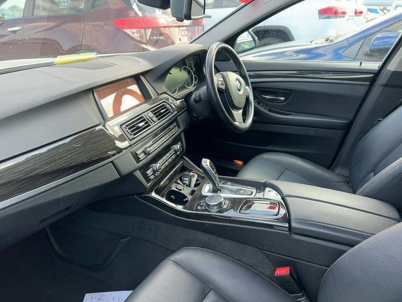 2015 BMW 523d 523D TOURING LUXURY, photo 2
