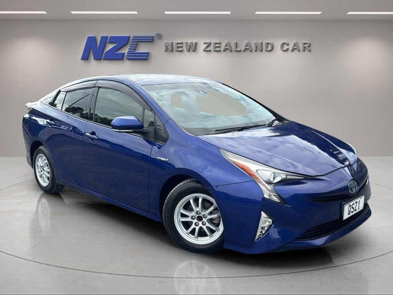 2016 Toyota Prius HYBRID + LOW KMS + ECONOMICAL