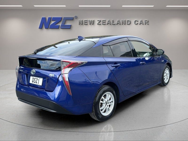 2016 Toyota Prius HYBRID + LOW KMS + ECONOMICAL, photo 3