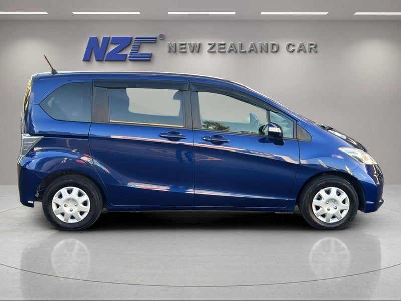 2012 Honda Freed, photo 3