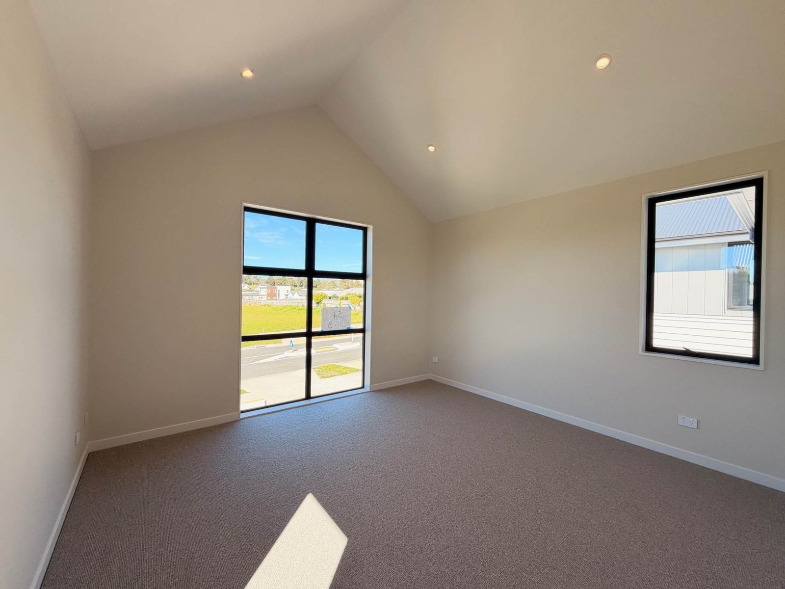 54 Maurice Kelly Road, Milldale, photo 11