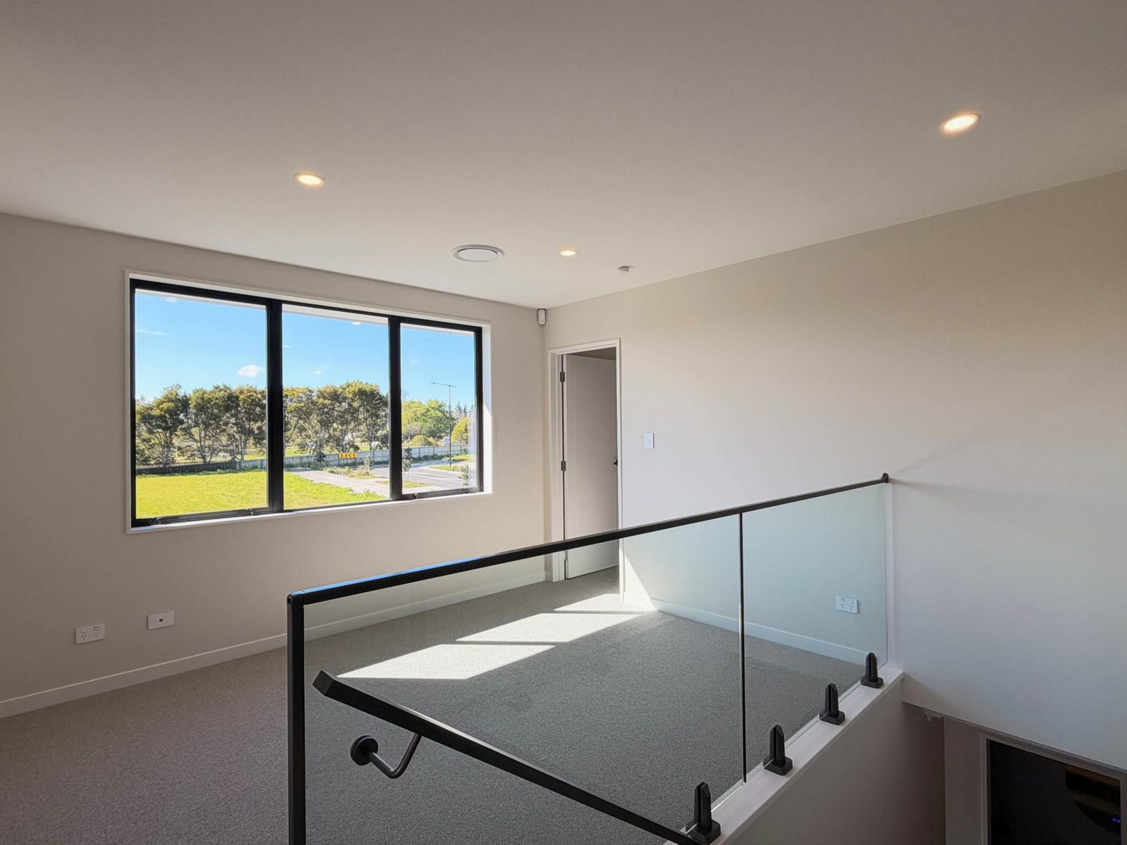 54 Maurice Kelly Road, Milldale, photo 9