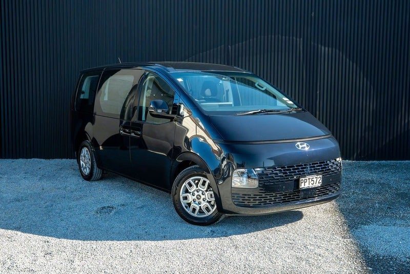 2022 Hyundai Staria 2.2DT/8AT
