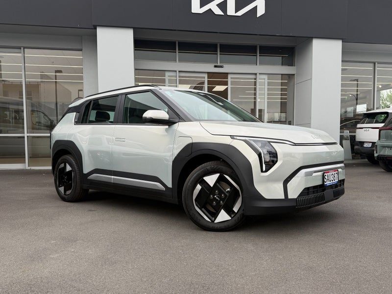 2026 Kia EV3 Light 2WD LR