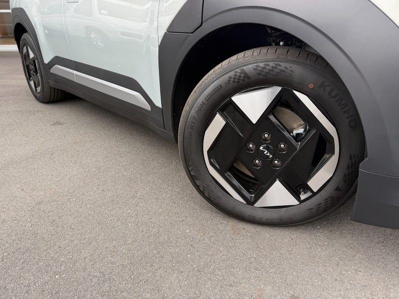2026 Kia EV3 Light 2WD LR, photo 2