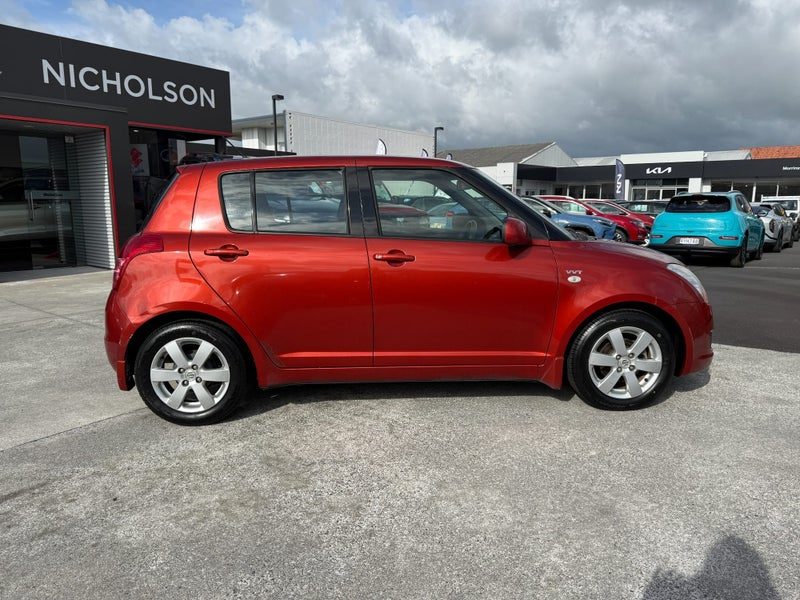 2008 Suzuki Swift GLX, photo 3