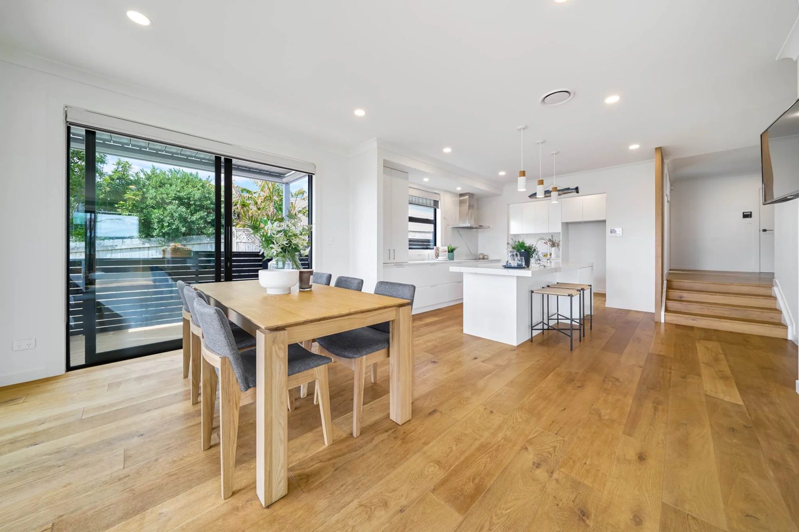1 Beulah Avenue, Rothesay Bay, photo 9