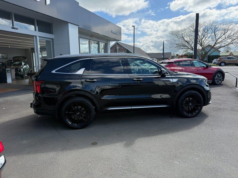 2023 Kia Sorento Deluxe AWD, photo 3