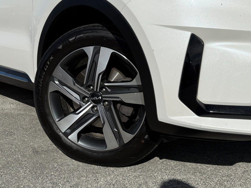2023 Kia Sorento Deluxe AWD, photo 2