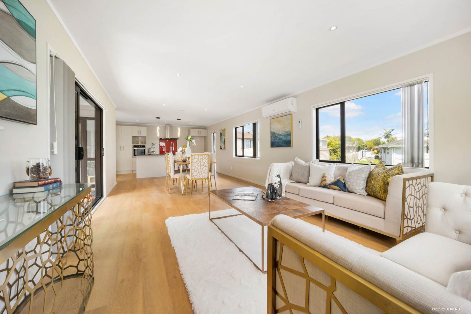 9A Alma Street, Te Atatu South, photo 2