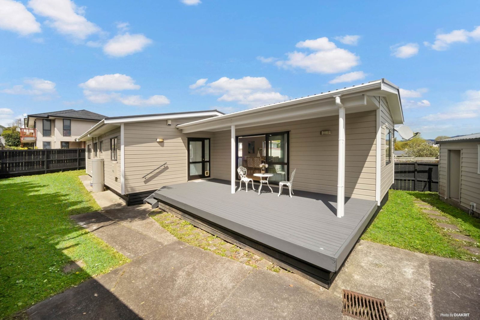 9A Alma Street, Te Atatu South, photo 7