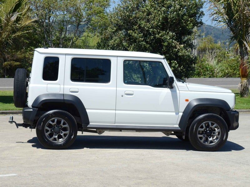 2024 Suzuki Jimny 5-Door 4X4, photo 2