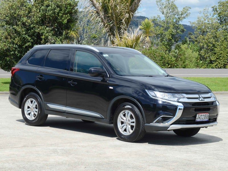 2016 Mitsubishi Outlander LS