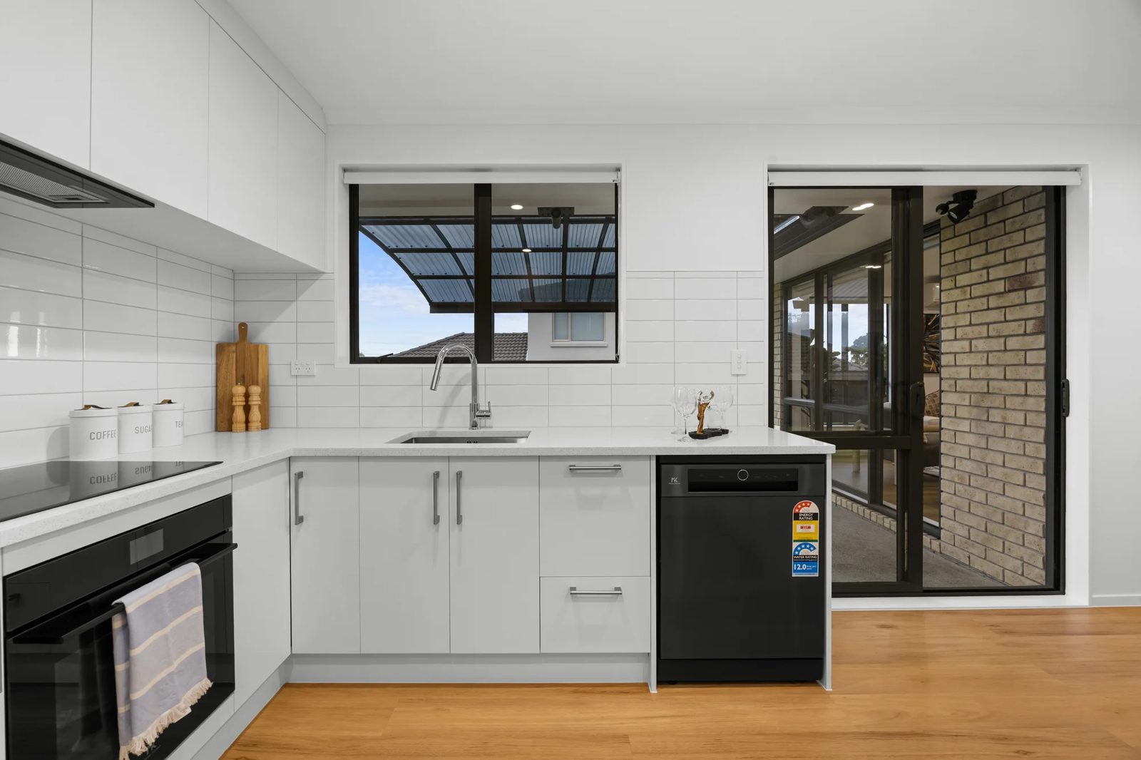 147E Sturges Road, Henderson, photo 17