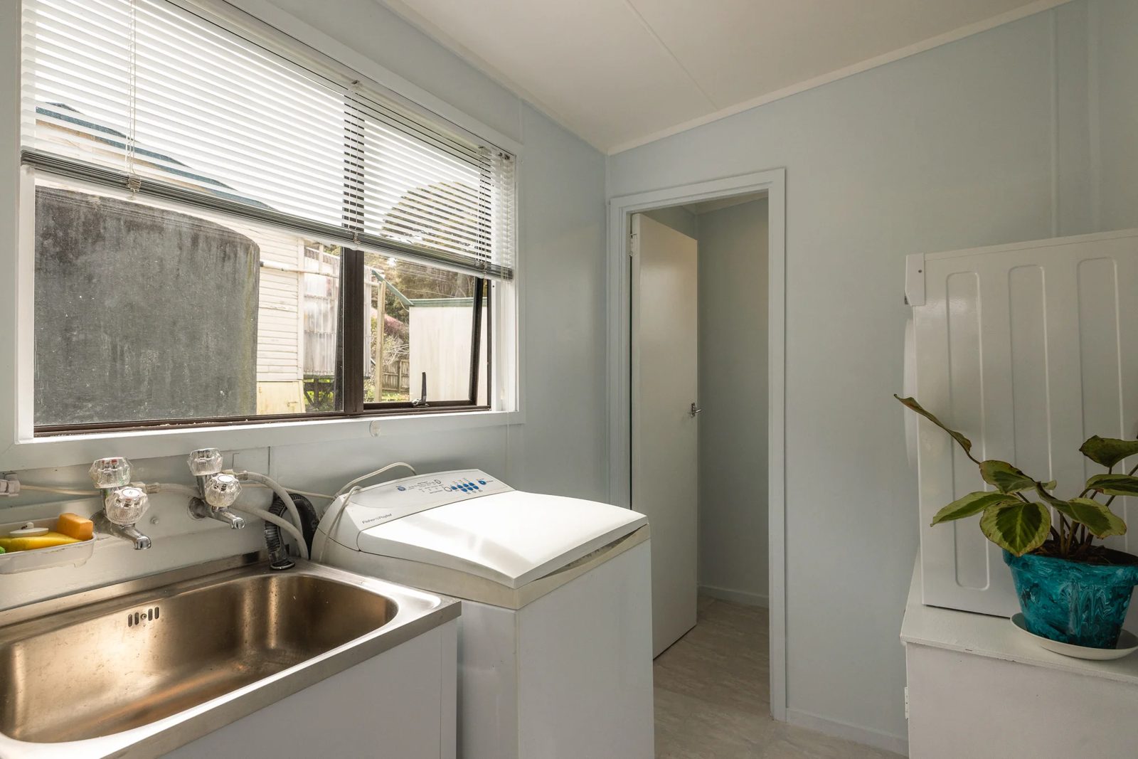 33 Whakarite Road, Ostend, photo 12