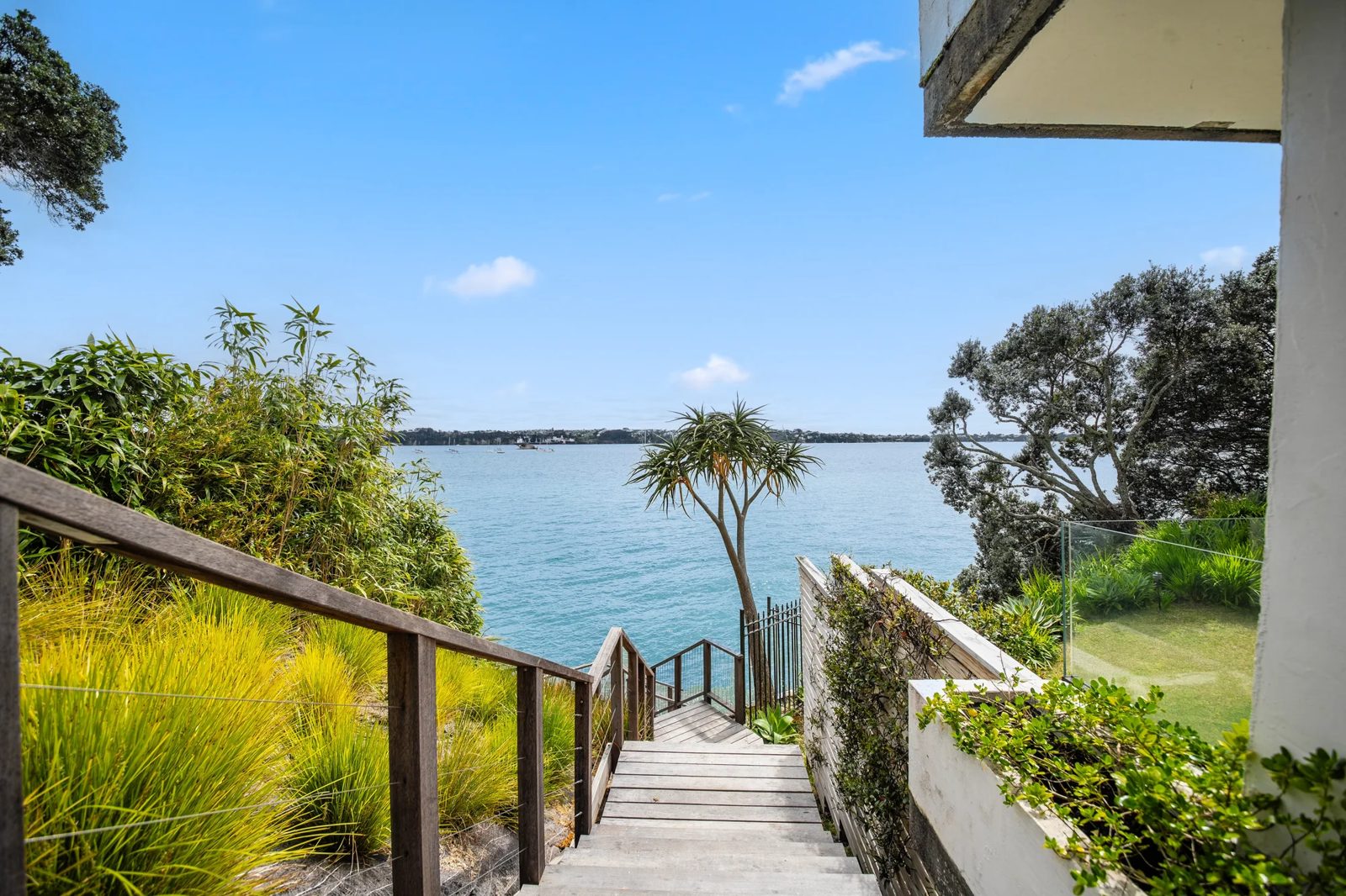 2/67 Sarsfield Street, Herne Bay, photo 2