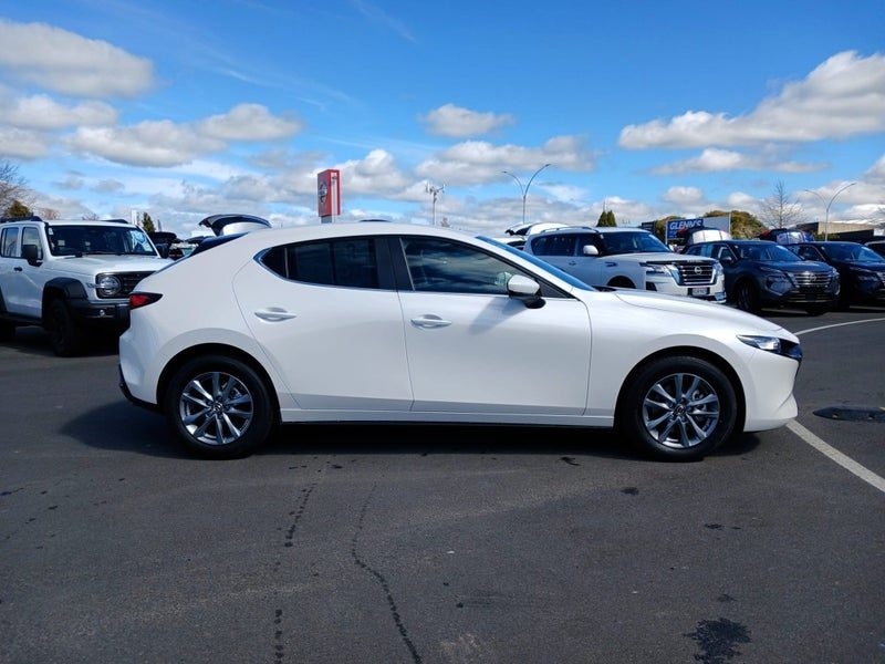2026 Mazda 3 GSX, photo 3