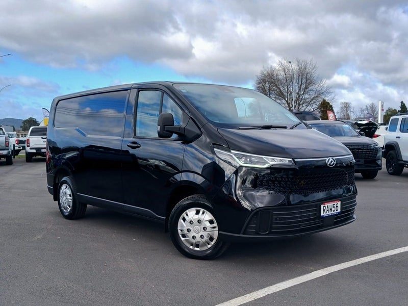 2025 LDV Deliver 7 SWB