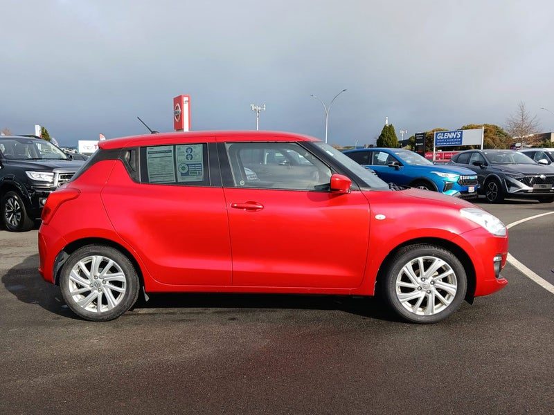 2022 Suzuki Swift GL, photo 3