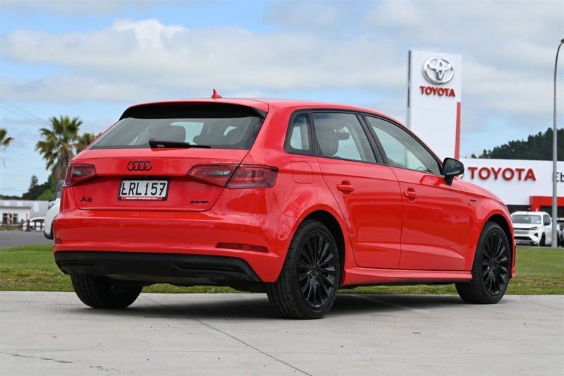 2016 Audi A3 E-TRON, photo 3