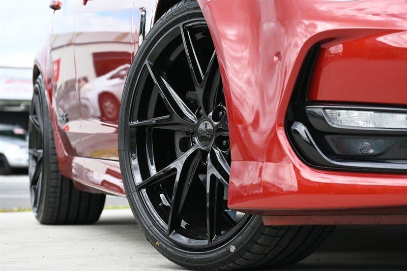 2016 Holden Commodore VF2 SS BLACK 6.2P, photo 2