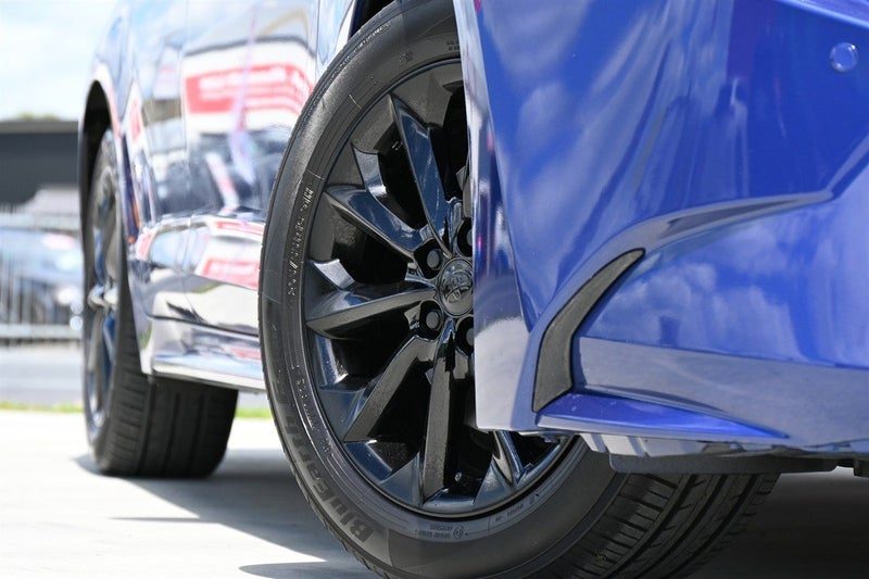 2021 Toyota Corolla TOURING / 1.8L HYBRID, photo 2