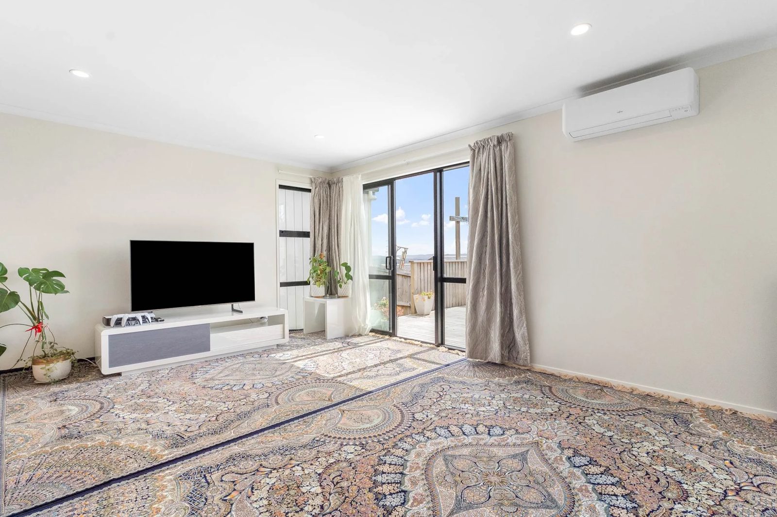 6 Biokovo Street, Massey, photo 11