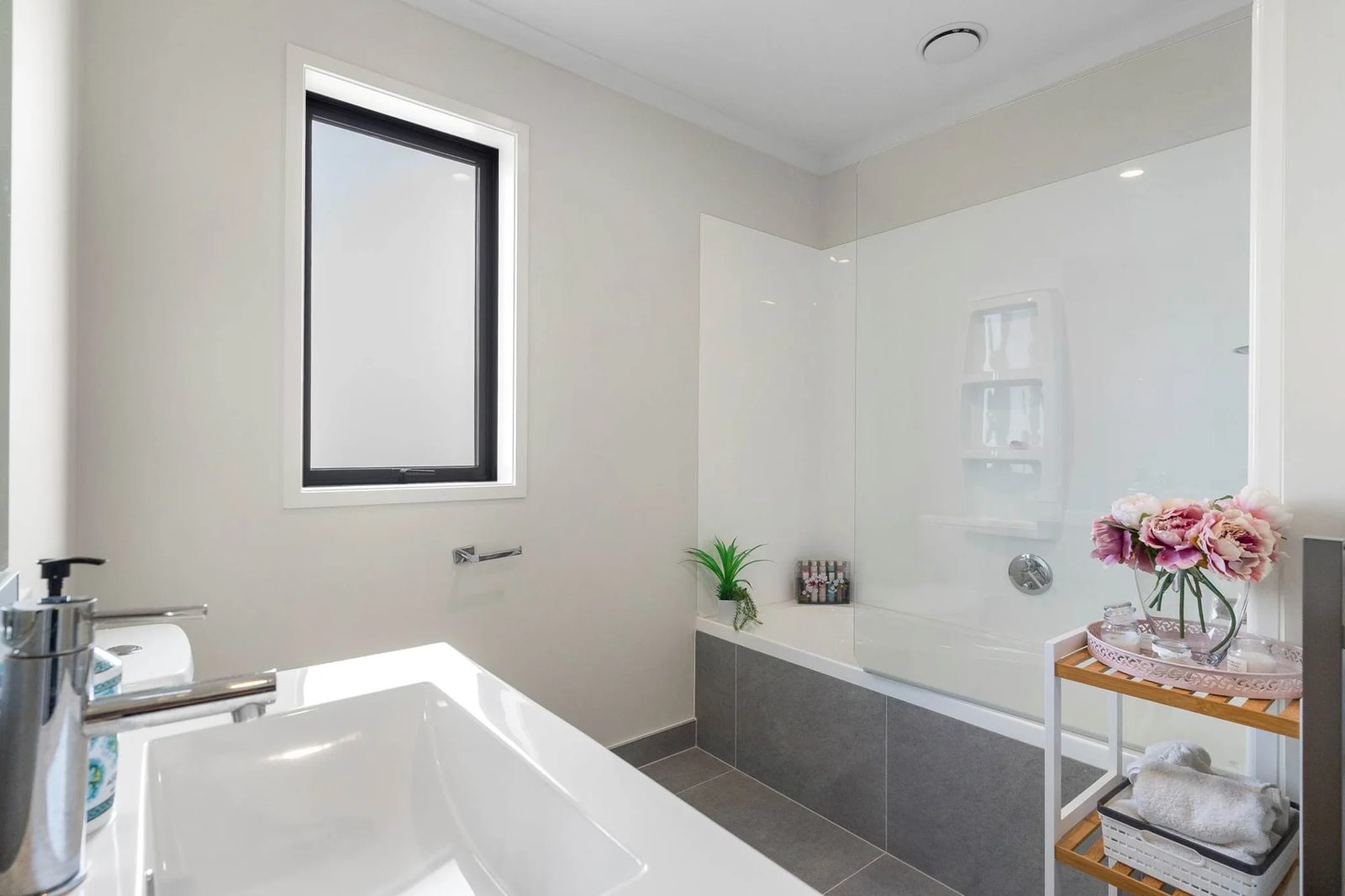 6 Biokovo Street, Massey, photo 18