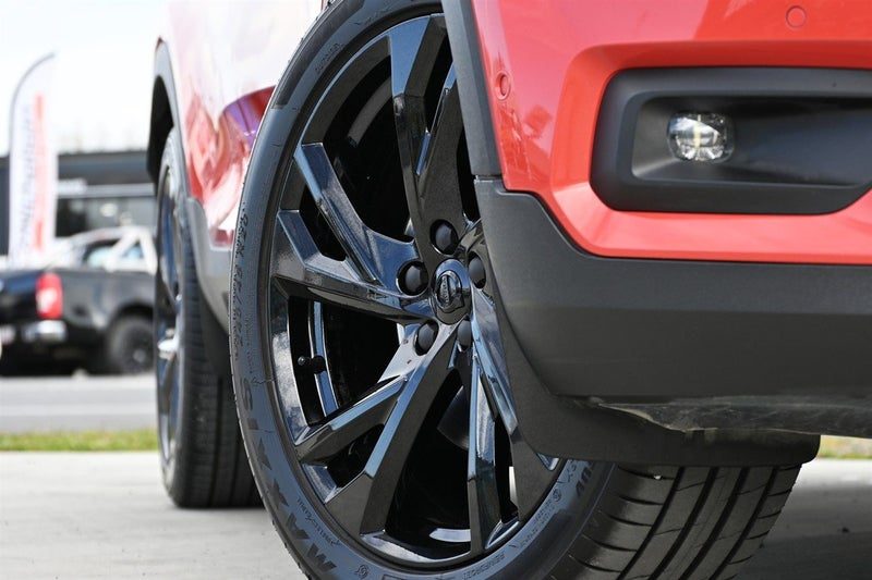 2021 Volvo XC40 T5 AWD R-DESIGN 2.0P, photo 2